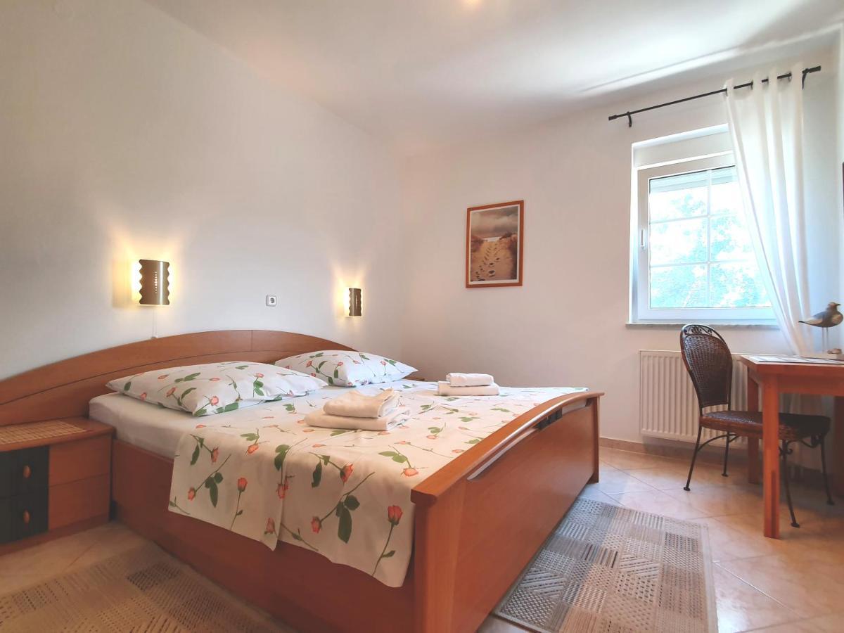 Villa Lucija Rab Town Exteriér fotografie